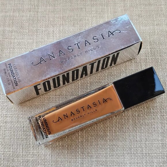 Anastasia Beverly Hills Foundation Luminous 520W 30ml/1 fl oz New in box - Picture 11 of 13